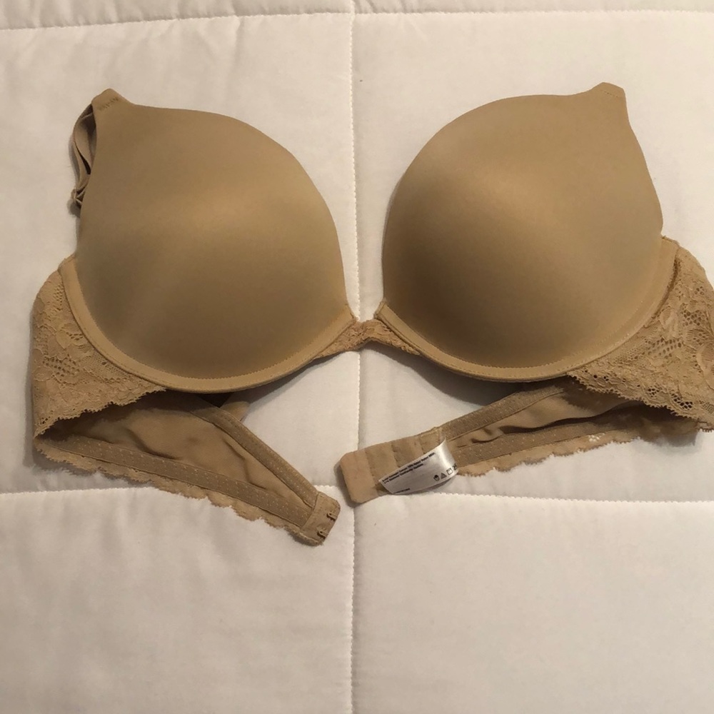 36D Maidenform bra
